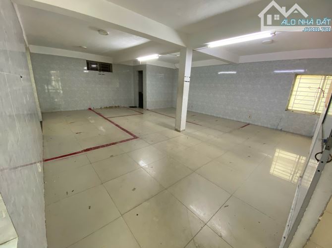 Cần bán nhà phố cổ Hội An - trục chính Trần Hưng Đạo - 2