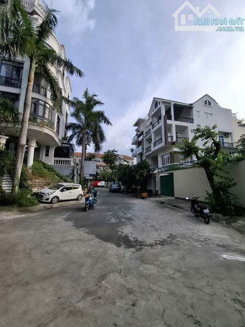 Bán đất biệt thự đường 34 An Khánh Tp Thủ Đức giáp Sông giá 79 tỷ - 3