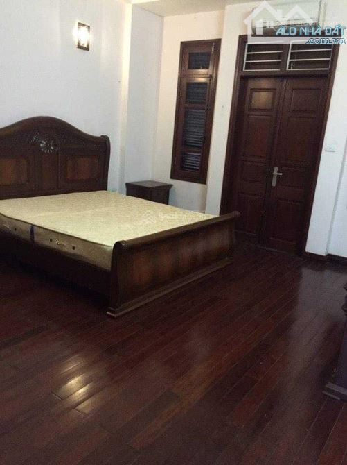 Cho thuê nhà mặt ngõ 31 phố Trần Quốc Hoàn, Diện tích 65m2 x 4 tầng ngõ rộng để ô tô - 3