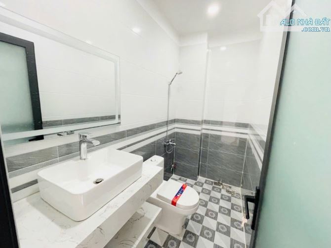Nhà bán mới 5 tầng - 54m2 (3,9 x 14) hẻm ô tô 6m đường Bông Sao P5Q8 - 5PN, 5WC, SHR - 3