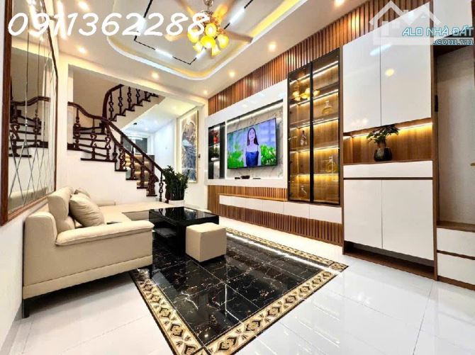 Bán nhà 4 tầng, 40m², Dịch Vọng Hậu, Cầu Giấy, 8.5 tỷ - 3