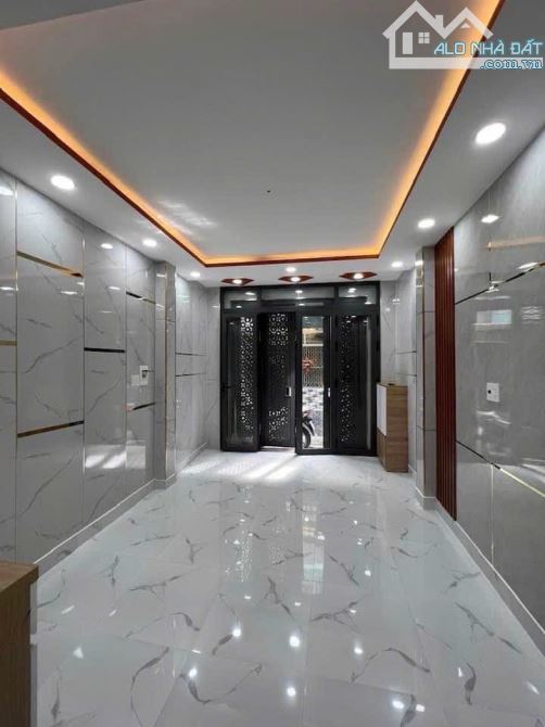 BÁN NHÀ HẼM LÊ QUỐC HƯNG F12 , QUẬN 4,  26M2 - 3