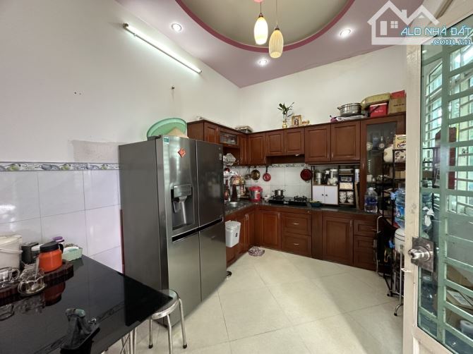 Bán nhà Quận 7, căn góc Hẻm xe hơi Huỳnh Tấn Phát, 4 tầng, 70m2 (3.8x20), chỉ 6.2 tỷ - 4