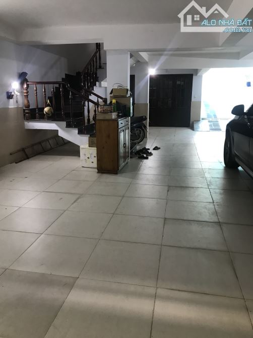 Bán Gấp Biệt Thự Thủ Đức house 184 m2 , 3 Lầu Chỉ 41 tỷ- Giảm ngay còn 40 Tỷ - 4