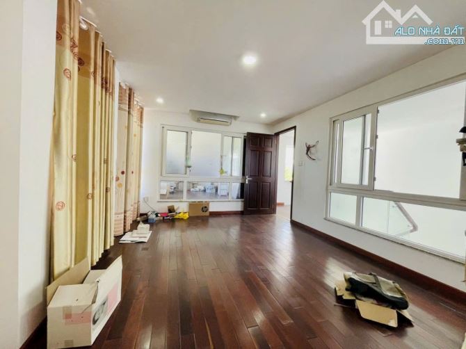 Cần bán biệt thự Khu Dân Cư Phú Xuân, Huỳnh Tấn Phát, NB. DT  11x22m. Giá 19,5 tỷ - 4