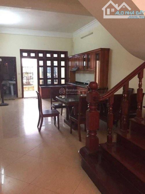 Cho thuê nhà mặt ngõ 31 phố Trần Quốc Hoàn, Diện tích 65m2 x 4 tầng ngõ rộng để ô tô - 4
