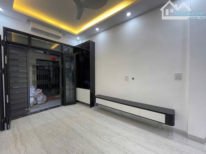Hồ Đắc Di, nhà mới, 2 thoáng ở ngay, 20m ra ô tô tránh, 35m2 x 5 tầng, 5 ngủ, chào 7 tỷ 7 - 4