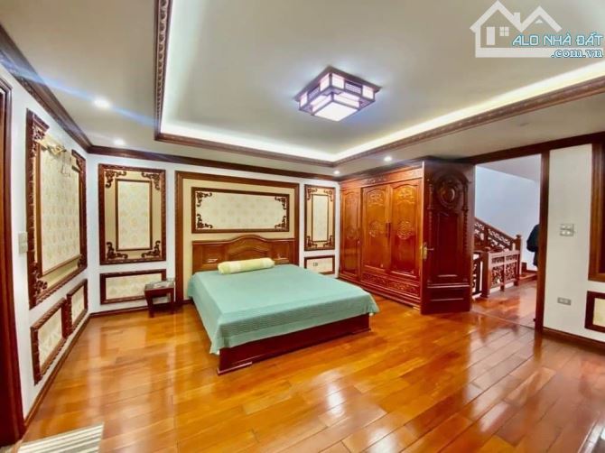 Bán biệt thự phân lô, lô góc, 2 mặt vỉa hè ô tô tránh Duy Tân, Cầu Giấy 150m 5 tầng 40 tỷ - 4