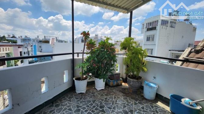 Bán nhà Quận 7, căn góc Hẻm xe hơi Huỳnh Tấn Phát, 4 tầng, 70m2 (3.8x20), chỉ 6.2 tỷ - 6