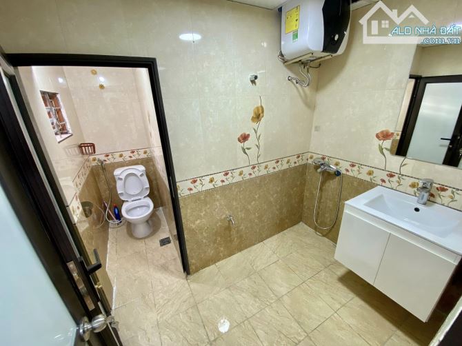 3.65 TỶ - NHÀ TT NGHĨA TÂN, 80M2 - 3 PHÒNG NGỦ + 2WC, FULL NỘI THẤT, NHÀ ĐẸP SẴN Ở NGAY - 6