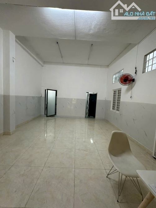 Bán Căn Hộ Dịch Vụ Mặt tiền đường số 7, 120m² ( 6 x 20 ) 4 Tầng Thang Máy, thu nhập 40tr - 7