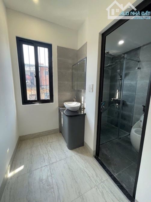 Hồ Đắc Di, nhà mới, 2 thoáng ở ngay, 20m ra ô tô tránh, 35m2 x 5 tầng, 5 ngủ, chào 7 tỷ 7 - 9