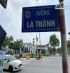 BÁN ĐẤT MẶT ĐƯỜNG LA THÀNH, SƠN TÂY, HÀ NỘI, DT 1720M GIÁ 109 TỶ