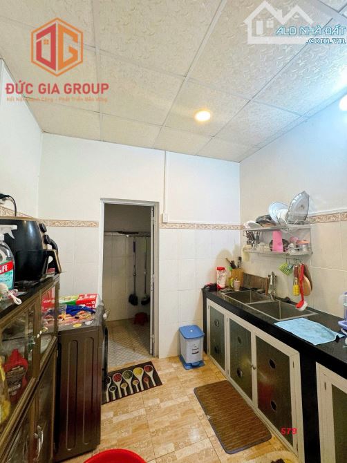 Bán nhà 1 trệt 1 lầu góc 2 mặt tiền đường Phan Đình Phùng, TP.Biên Hòa