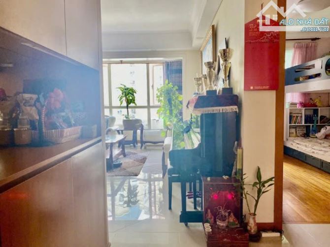 Bán căn hộ The Manor, 2PN , 2WC , 98m2, Sổ Hồng , Có Nội Thất Giá : 6,8 Tỷ  thương lượng