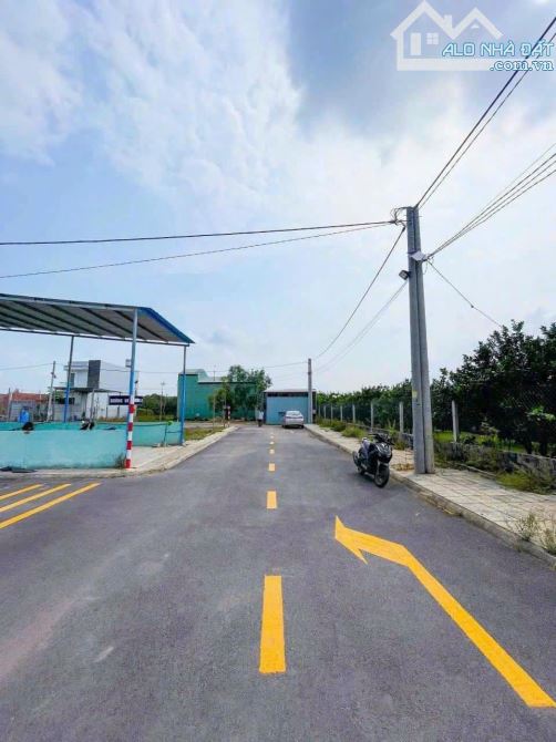 Bán gấp lô đất thổ cư 100% sổ riêng sẵn, Xây dựng tự do, Ngay trường mầm non Thạnh Phú - 3