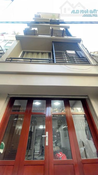 MÌNH CẦN BÁN GẤP NHÀ ÂU CƠ- TÂY HỒ - 46M Ô TÔ LÙI CỬA - GẦN  Ô TÔ TRÁNH- HƠN 6 TỶ (TL)