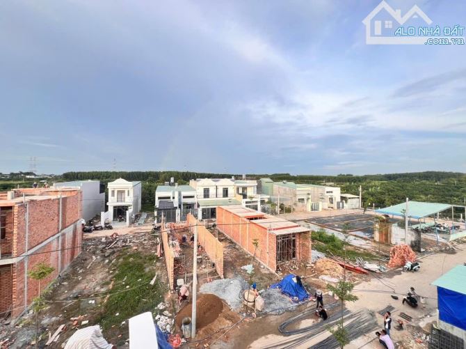 Bán gấp lô đất thổ cư 100% sổ riêng sẵn, Xây dựng tự do, Ngay trường mầm non Thạnh Phú - 4
