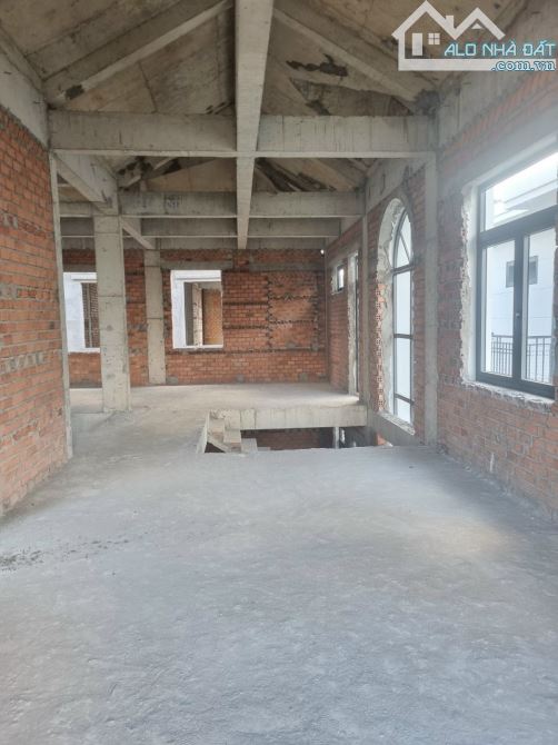 Giá 9tỷ5. Bán căn góc biệt thự 2 lầu Bửu Long 3, Biên Hoà. 10x20m. Giá ngợp trên HĐ - 1