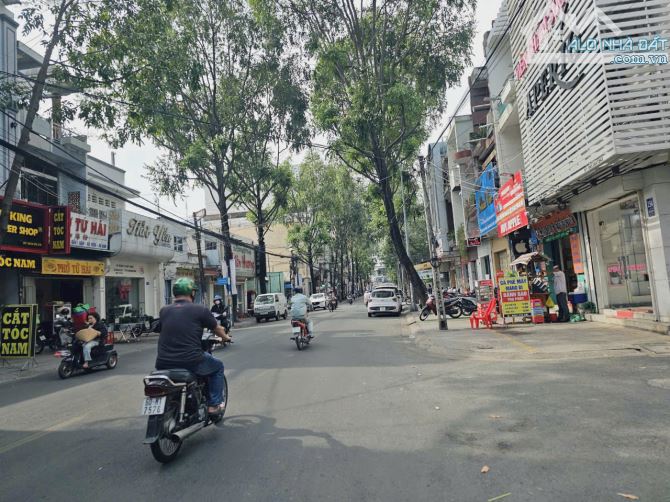 Bán nhà lầu góc 2 mặt tiền đường Phan Đình Phùng. 4,5x23m. SHR Giá 11,5 tỷ thương lượng. - 2
