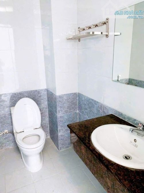 ✅ đối diện UBND quận GV, Quang Trung P10 🏤 Đúc 1 trệt 1 lầu DT45m2có 2 PN, WC - 2