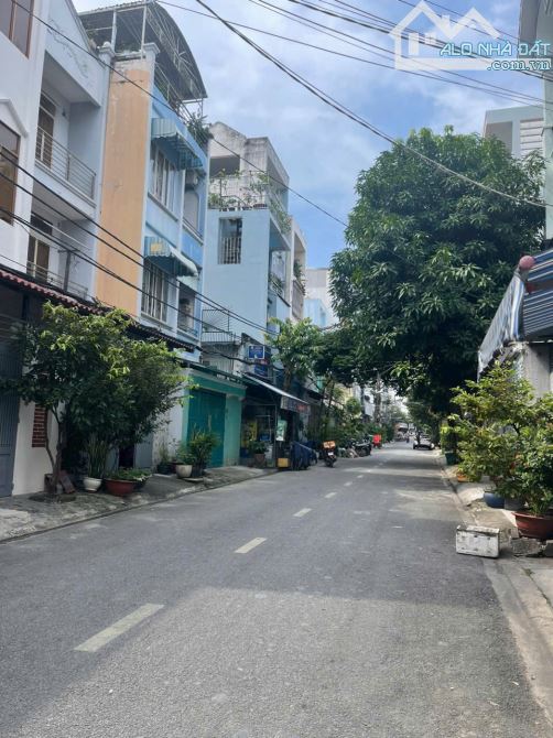 Chính chủ bán gấp lô đất đẹp 9,5X30M gần sân bay, trường ĐH - Dương Quảng Hàm GV xây CHDV - 2