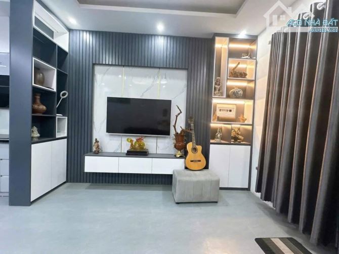 BÁN NHÀ DƯƠNG VĂN BÉ - VĨNH TUY, DT 43.8M x 5 TẦNG, MT 4.5M, VỊ TRÍ TRUNG TÂM SIÊU ĐẸP - 2