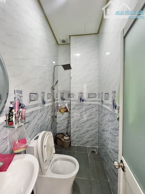 CHÍNH CHỦ vị trí đẹp, Diện tích 80M2,Tân Thới Nhất 05  Quận 12, giá hợp lý, chỉ 5.050tỷ - 2