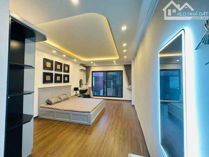 Bán nhà đường Tây Sơn Vị trí cực đẹp 10m ra Ô tô tránh đỗ 6 Tầng Thang Máy Full Nội Thất - 2
