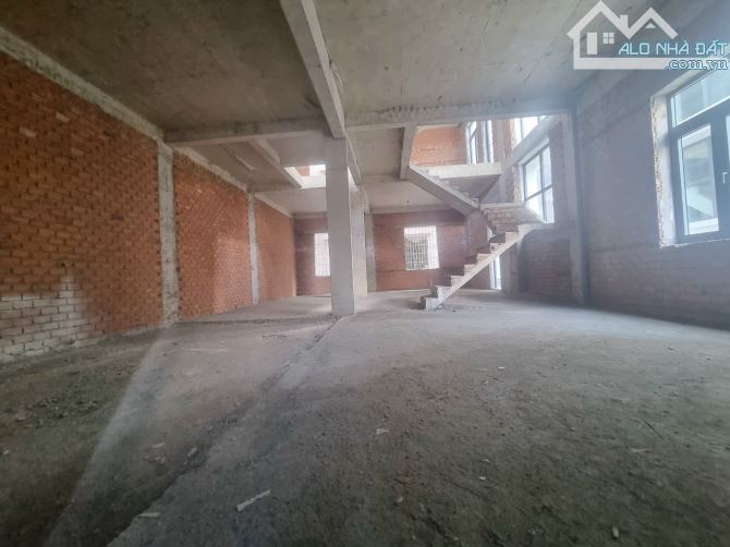 Giá 9tỷ5. Bán căn góc biệt thự 2 lầu Bửu Long 3, Biên Hoà. 10x20m. Giá ngợp trên HĐ - 2