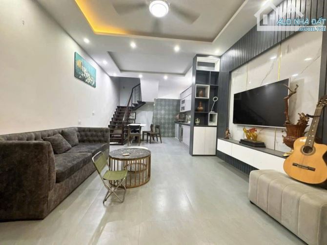 BÁN NHÀ DƯƠNG VĂN BÉ - VĨNH TUY, DT 43.8M x 5 TẦNG, MT 4.5M, VỊ TRÍ TRUNG TÂM SIÊU ĐẸP - 3