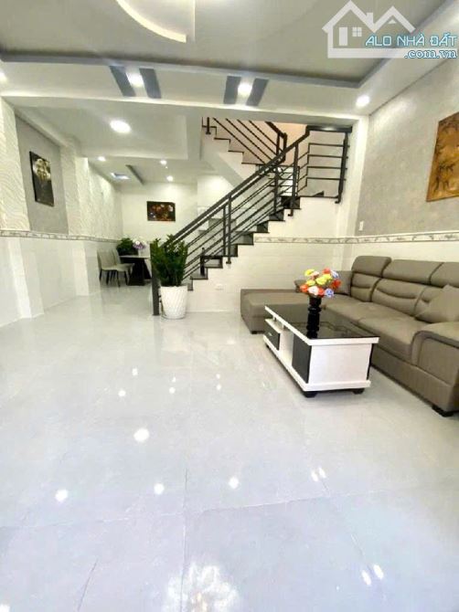 NHÀ ĐẸP, SÁT MẶT TIỀN HXH, NGUYỄN TƯ GIẢN, P.12, 50M2, 2 TẦNG, CHỈ 4.6 TỶ - 3