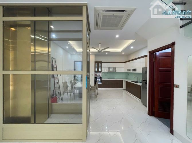 BÁN NHÀ SIÊU ĐẸP NGỌC THUỴ. LONG BIÊN , KHÔNG GIAN SỐNG YÊN TĨNH , CẠNH CÔNG VIÊN NGỌC THU - 3