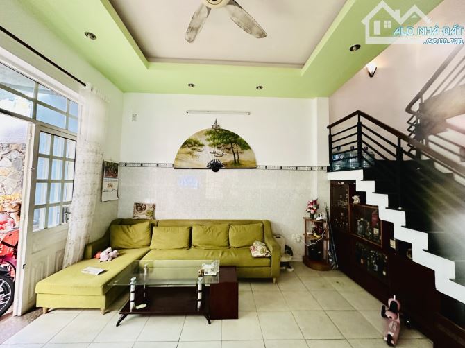 130m2( 6 x 22 ) Hẻm xe hơi Bình Thạnh, 3 Tầng chỉ hơn 11 TỶ, giá rẻ đầu tư - 3