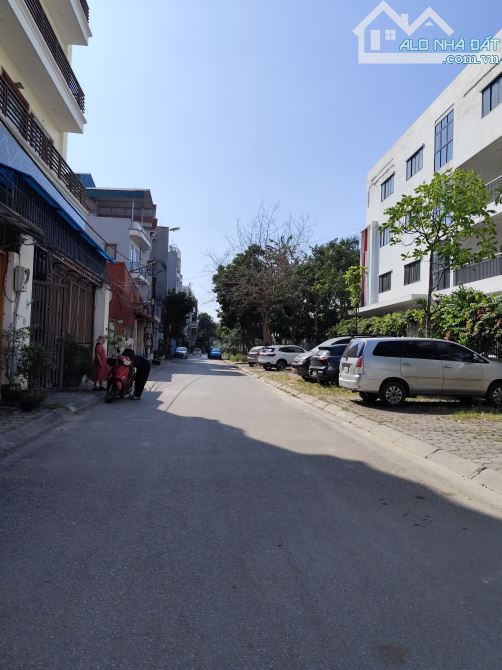 Bán đất thạch bàn 105m² , mt 5m view công viên hồ điều hoà 31ha , giá 13,5 tỷ ôtô tránh ki - 4