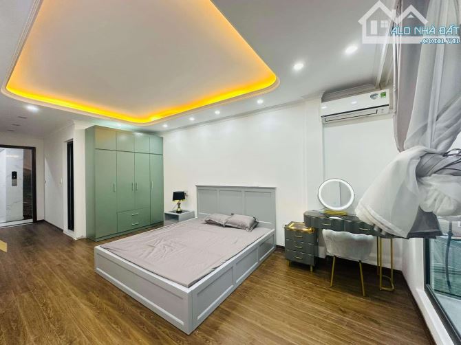 Bán nhà đường Tây Sơn Vị trí cực đẹp 10m ra Ô tô tránh đỗ 6 Tầng Thang Máy Full Nội Thất - 4