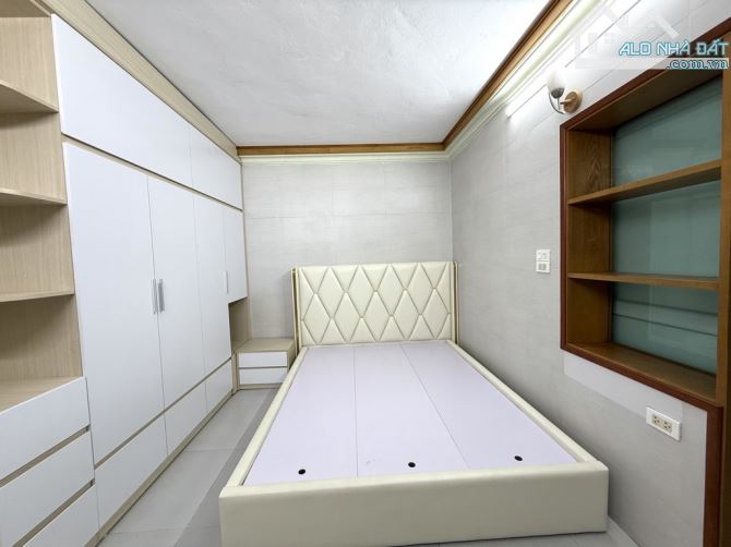 Cần bán căn tập thể Mai Dịch Tầng 1- Đối Diện ĐH Thương Mại - DT sử dụng 70m² (sổ đỏ 46m²) - 4