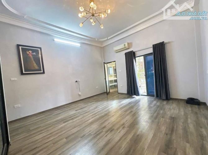 BÁN NHÀ DƯƠNG VĂN BÉ - VĨNH TUY, DT 43.8M x 5 TẦNG, MT 4.5M, VỊ TRÍ TRUNG TÂM SIÊU ĐẸP - 5