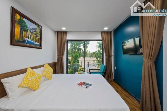 Homesay 3 TẦNG ĐẸP NGẤT 8 phòng ngay phố đi bộ chỉ 7 tỷ - 5