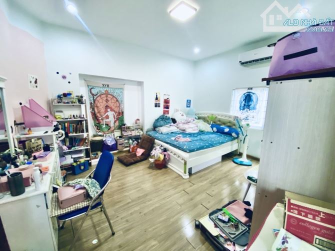 BÁN NHÀ HUỲNH VĂN BÁNH - HẺM XE HƠI SÁT MT - 54M2 - 3 TẦNG - 10,5 TỶ - 5