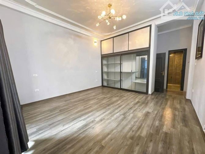 BÁN NHÀ DƯƠNG VĂN BÉ - VĨNH TUY, DT 43.8M x 5 TẦNG, MT 4.5M, VỊ TRÍ TRUNG TÂM SIÊU ĐẸP - 6