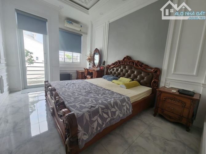 Chỉ 4,6 tỷ Nhà 3 tầng Full nội thất cao cấp như hình 3,8mx 14m, trung tâm Q7 - 6