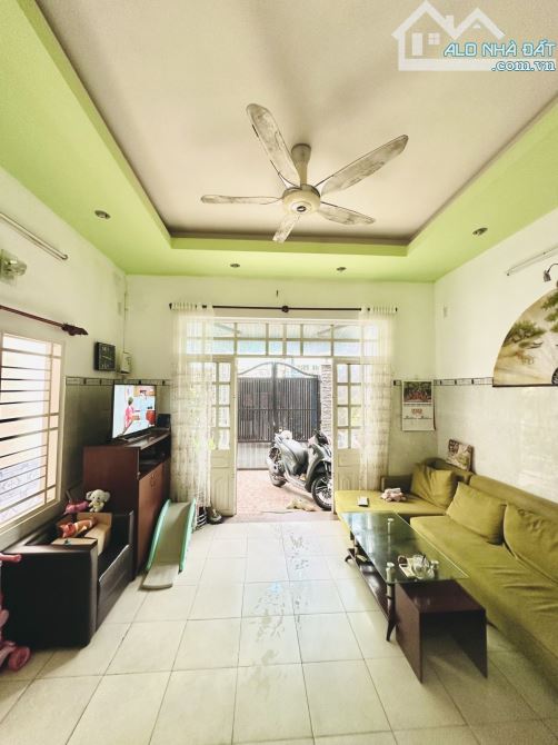 130m2( 6 x 22 ) Hẻm xe hơi Bình Thạnh, 3 Tầng chỉ hơn 11 TỶ, giá rẻ đầu tư - 6