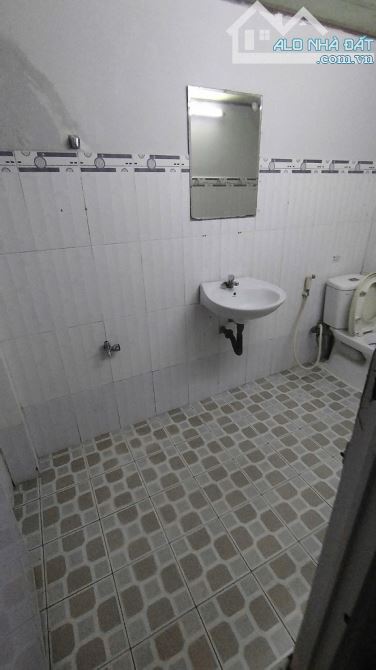 Nhà 60m2 chỉ 5.3 tỷ - Phường Tân Hưng, Quận 7, 2 mặt hẻm ô tô. - 8