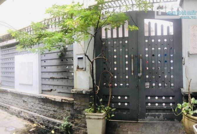 MẶT TIỀN HỤT 107M2 VỊ TRÍ ĐỈNH CAO  KHU TRUNG TÂM HÀNH CHÍNH P13 Q4  ĐƯỜNG XE HƠI - XE HƠI - 8