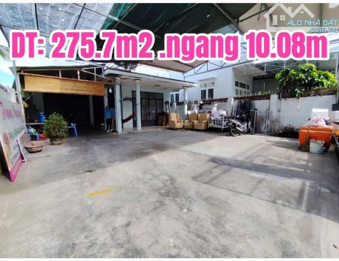 Bán Đất Tặng Nhà - Vĩnh Hải - 275m2 - ngang khủng - nhỉnh 9 tỷ