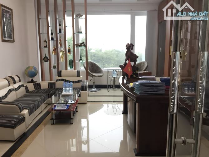 🏘️ NHÀ x tầng mặt tiền đường Bà Triệu, trung tâm Tp Huế. Đoạn Siêu Thị GO!  • Dt sàn: 258