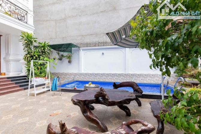 🏡 BÁN BIỆT THỰ 3 TẦNG MỚI XÂY ĐẸP LUNG LINH CÓ HỒ BƠI SÂN VƯỜN RỘNG – GẦN BIỂN BÃI SAU - 1