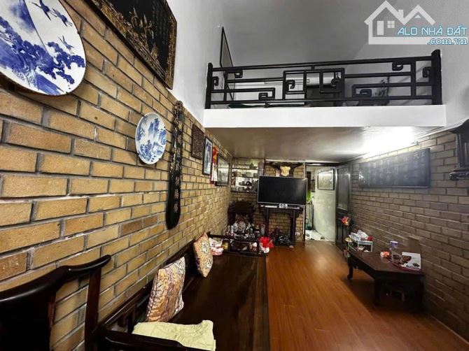 BÁN NHÀ PHÂN LÔ QUÂN ĐỘI 7,5 TỶ 53m 4 TẦNG MT 3,2m Ô TÔ ĐỖ CỬA HOÀNG HOA THÁM BA ĐÌNH - 1