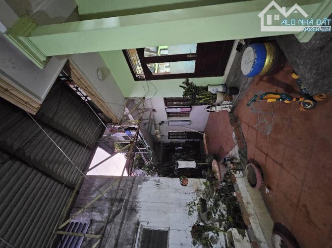 Bán nhà Lạc Long Quân Ngõ Ô tô 30m ra phố DT 270m2, MT 8m, Giá 38.6 tỷ - 1